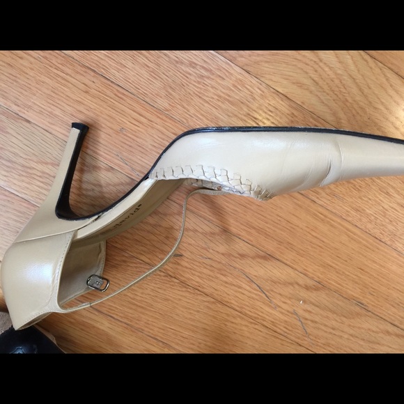 charles david bermuda heel